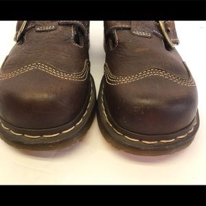 Excellent Preowned Condition Doc Martin Size 7